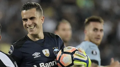 Marcelo Grohe negocia com rival do Grêmio. (Photo by Alexandre Loureiro/Getty Images)
