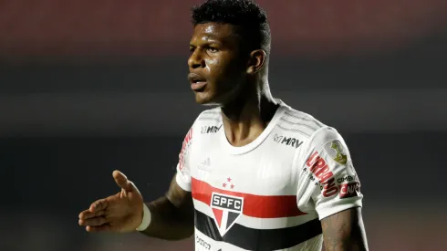 Arboleda: zagueiro negocia com o Clube nos bastidores (Foto: Andre Penner-Pool/Getty Images)
