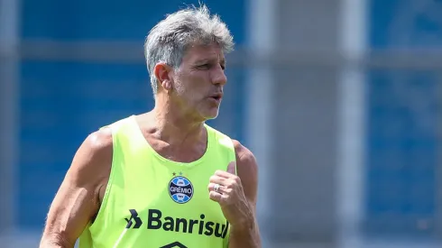 Renato tem escassez de opções na zaga do Grêmio (Foto: Lucas Uebel/Grêmio/Divulgação)

