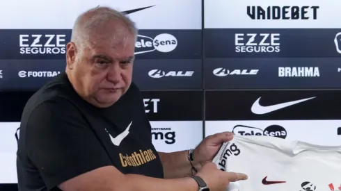 Rubão subiu o tom nas críticas à arbitragem (Foto: Rodrigo Coca/Ag Corinthians/Divulgação)
