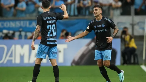 Procurado pelo Palmeiras, titular absoluto do Grêmio está insatisfeito no Imortal. (Photo by Pedro H. Tesch/Getty Images)
