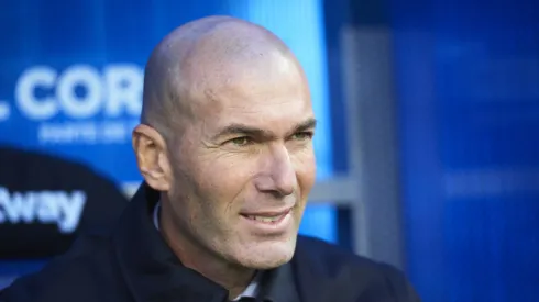 Ex-Real Madrid, Zidane recusa o Bayern e define qual clube deseja treinar na Europa. (Photo by Juan Manuel Serrano Arce/Getty Images)
