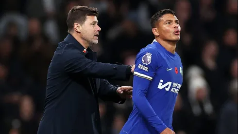 Thiago Silva of Chelsea and Mauricio Pochettino,. (Photo by Ryan Pierse/Getty Images)
