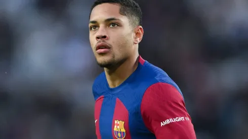 Última hora: Barcelona aceita negócio de R$ 251 milhões com rival europeu por Vitor Roque. (Photo by David Ramos/Getty Images)
