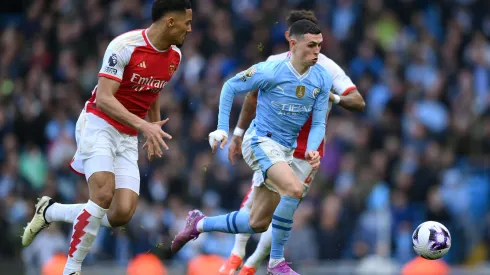 Arsenal e City duelaram pela liderança em mais uma temporada da Premier League (Foto: Justin Setterfield/Getty Images)
