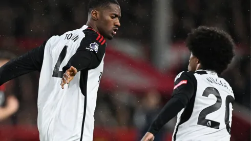 Manchester United surpreende e quer fechar acordo com estrela do Fulham. (Photo by Michael Regan/Getty Images)
