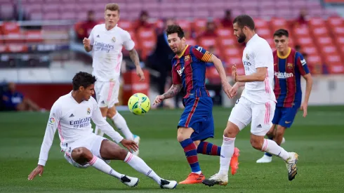 Messi pode atuar ao lado de jogador do Real Madrid, rival nos tempos de Barcelona. 
