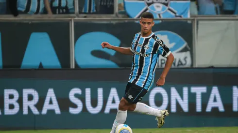 Gustavo Nunes jogador do Grêmio
