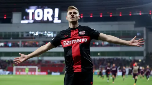 Stanisic jogou pelo Leverkusen na temporada 23/24
