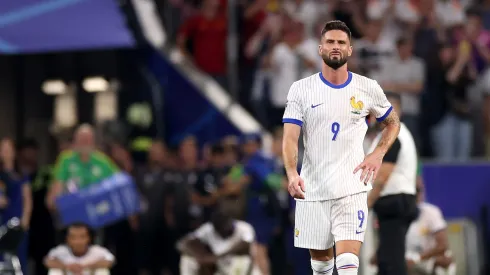 Giroud após eliminação da França na Eurocopa 2024. (Photo by Alex Grimm/Getty Images)
