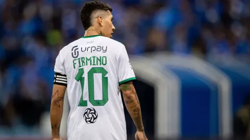 Roberto Firmino não tem interesse em retornar ao Brasil neste momento
