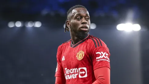 Aaron Wan-Bissaka está perto de deixar o Manchester United para se juntar ao West Ham. (Photo by Maja Hitij/Getty Images)
