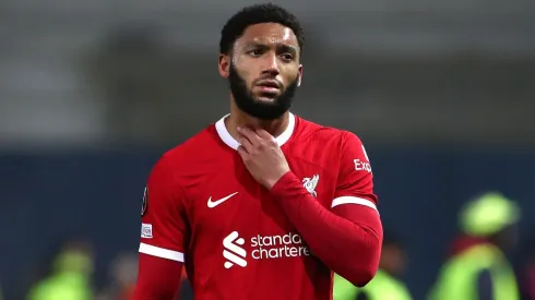 Joe Gomez tomou a sua decisão sobre onde vai jogar a temporada 2024/25. (Foto: Marco Luzzani/Getty Images)
