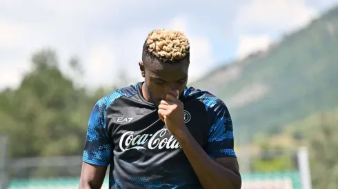 Alvo do PSG e Chelsea, Osimhen faz anuncio e revela seu futuro.
