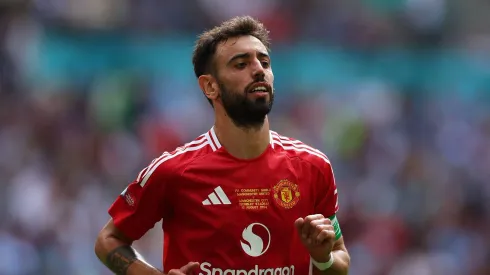 Bruno Fernandes, do Manchester United, dispara sobre final contra o City.
