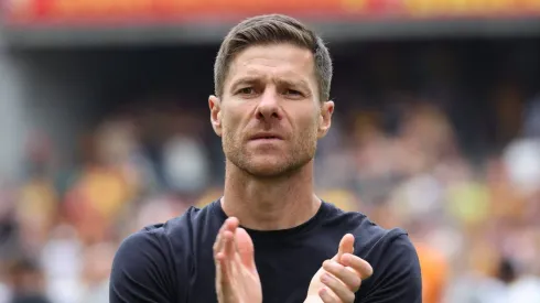 Bayer Leverkusen: Xabi Alonso quer zagueiro do Liverpool em seu elenco.
