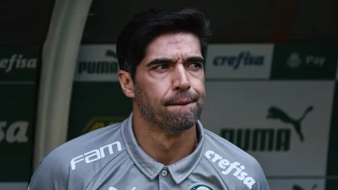 Abel Ferreira está sendo questionado no Palmeiras. 
