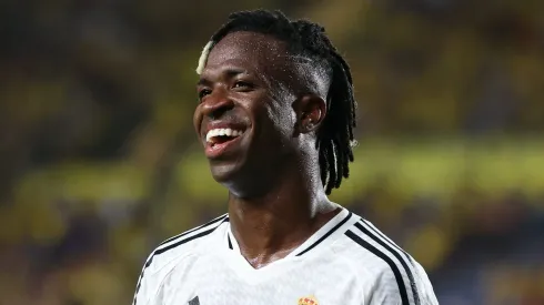 Real Madrid prepara oferta de R$ 93 milhões para fechar com amigo de Vinicius Júnior. 
