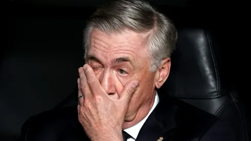 Carlo Ancelotti não terá dois jogadores à disposição neste final de semana no Real Madrid (Photo by Clive Brunskill/Getty Images)
