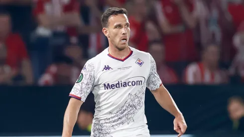 Arthur Melo em partida pela Fiorentina
