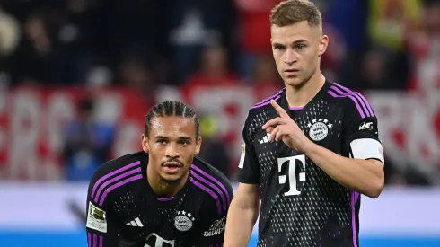 Leroy Sané e Kimmich em ação pelo Bayern de Munique. Jogadores são alvos do Barcelona. foto: IMAGO / Sven Simon
