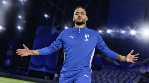 Neymar Jr. com a camisa do Al-Hilal
