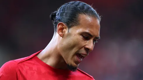 Van Dijk tem contrato com Liverpool até a metade de 2025 (Foto: Carl Recine/Getty Images)
