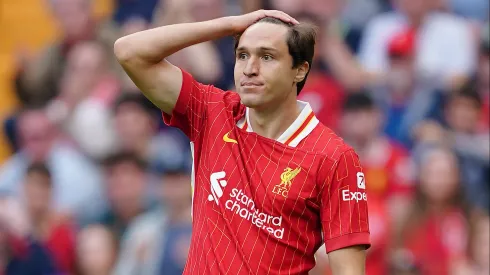 Federico Chisea com a camisa do Liverpool.
