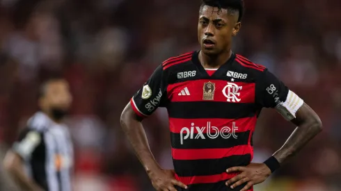 November 13, 2024, Rio de Janeiro, Rio de Janeiro, BRA: RIO DE JANEIRO, BRAZIL – NOVEMBER 13: BRUNO HENRIQUE of Flamengo looks on during the match between Flamengo and Atletico Mineiro as part of Brasileirao 2024 at Maracana Stadium on November 13, 2024 in Rio de Janeiro, Brazil. Rio de Janeiro BRA – ZUMAc227 20241113_zsp_c227_015 Copyright: xRuanoxCarneirox
