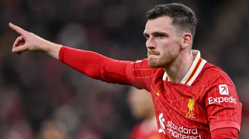 Robertson em partida pelo Liverpool
