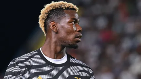 Pogba durante aquecimento pela Juventus
