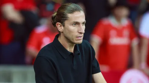 Filipe Luís técnico do Flamengo durante partida contra o Internacional no estádio Beira-Rio
