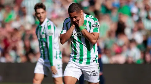 Vitor Roque em partida pelo Real Betis 

