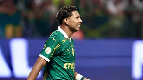 Rony jogador do Palmeiras durante partida contra o Botafogo
