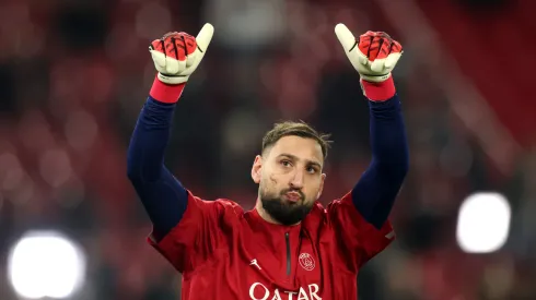 Donnarumma, goleiro do PSG, no aquecimento
