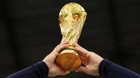 Troféu Copa do Mundo. (Foto: Ryan PierseGetty Images)
