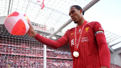 Van Djik, zagueiro do Liverpool – Photo by Carl Recine/Getty Images
