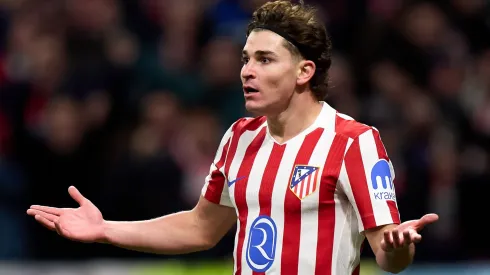 Julián Álvarez não é mais prioridade do Barcelona. Foto: Angel Martinez/Getty Images