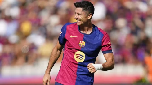 Robert Lewandowski estará em campo pelo Barcelona. Foto: Imago
