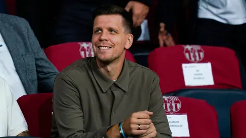 Szczesny na bancada do Barcelona na Champions League. Foto: Imago
