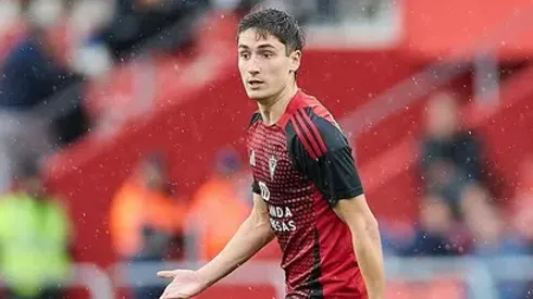 Jon Gorrotxategi em ação no CD Mirandés. Foto: Instagram / jongorrotxa_

