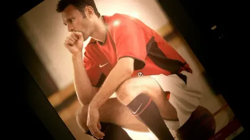 Why the Best Thing for Ryan Giggs is to Continue Playing