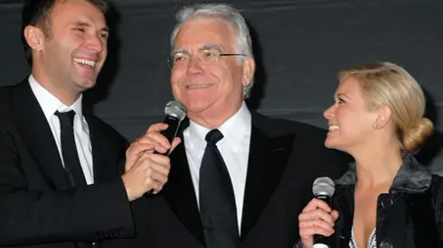 Why Kenwright Was Wrong to Reveal Martinez Will Get Everton Into Champions League