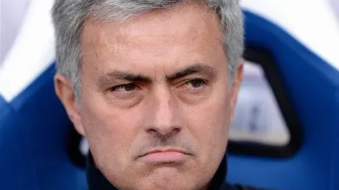 Four Ways To Stop Jose Mourinho's Dominant Chelsea Outfit