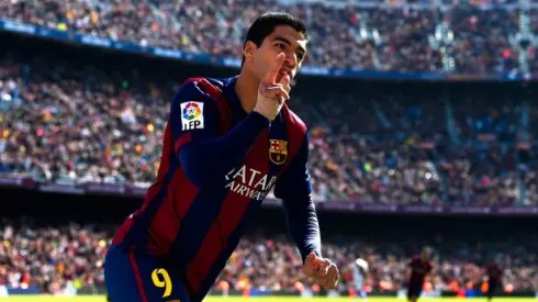 Barcelona striker Luis Suarez says the English media misses him