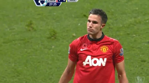 Robin van Persie declares himself fit to play in Manchester derby