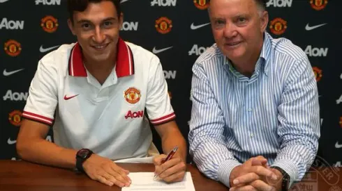 Man United finalize signing of Matteo Darmian for £12.7 million