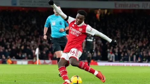 Arsenal extend lead at the top after stunning second half comeback