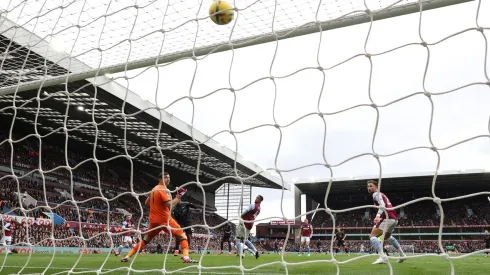 Arsenal complete incredible late comeback to beat Villa