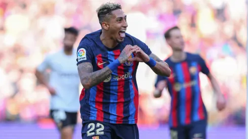 Barcelona edge past Valencia to go 10 points clear in La Liga